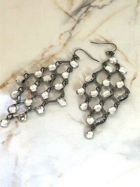 Avon Clear Rhinestone Chandelier Earrings Silver Statement Drop 3” NIB Gift Box